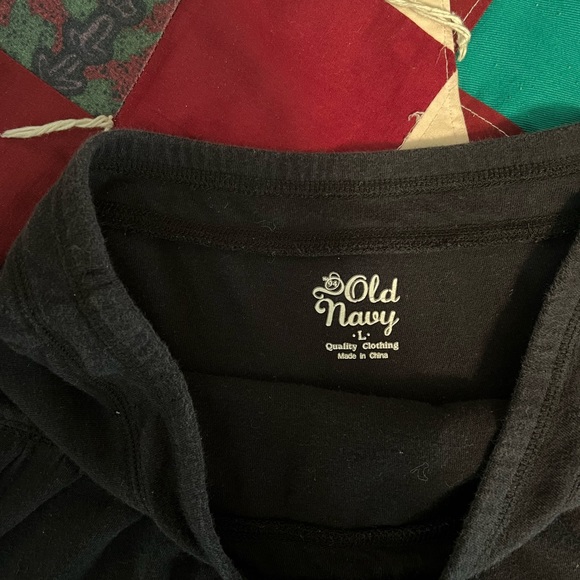 Old navy mini skirt size large in black - Picture 2 of 5